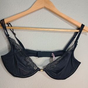 Victoria's Secret Y2K Very Sexy Unpadded Bra 34D